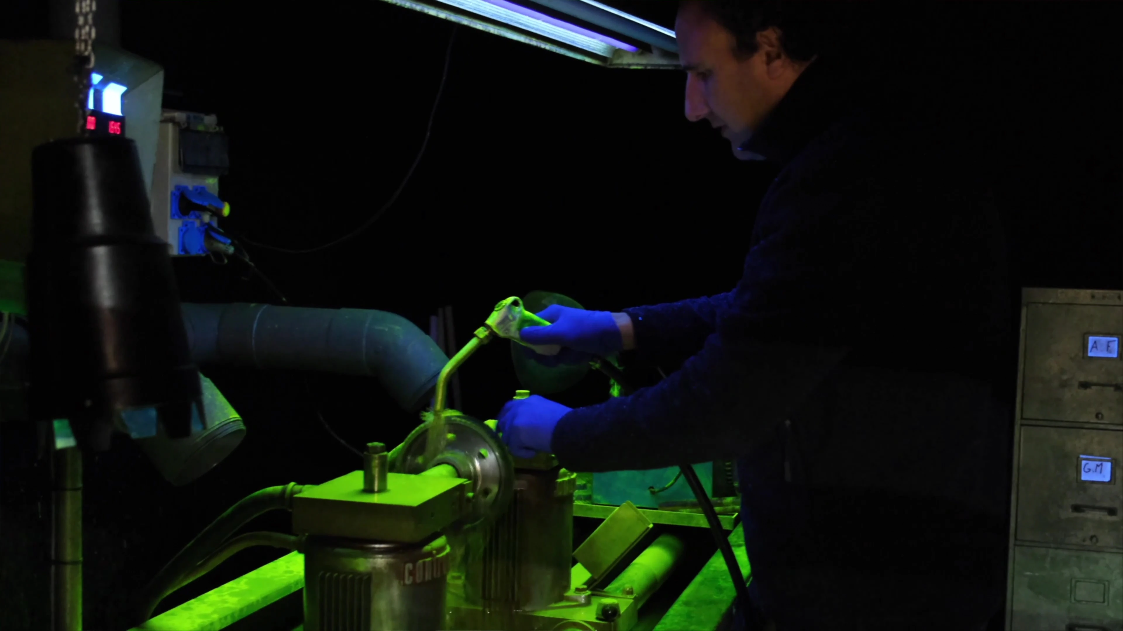 Contrôle par magnétoscopie sur banc